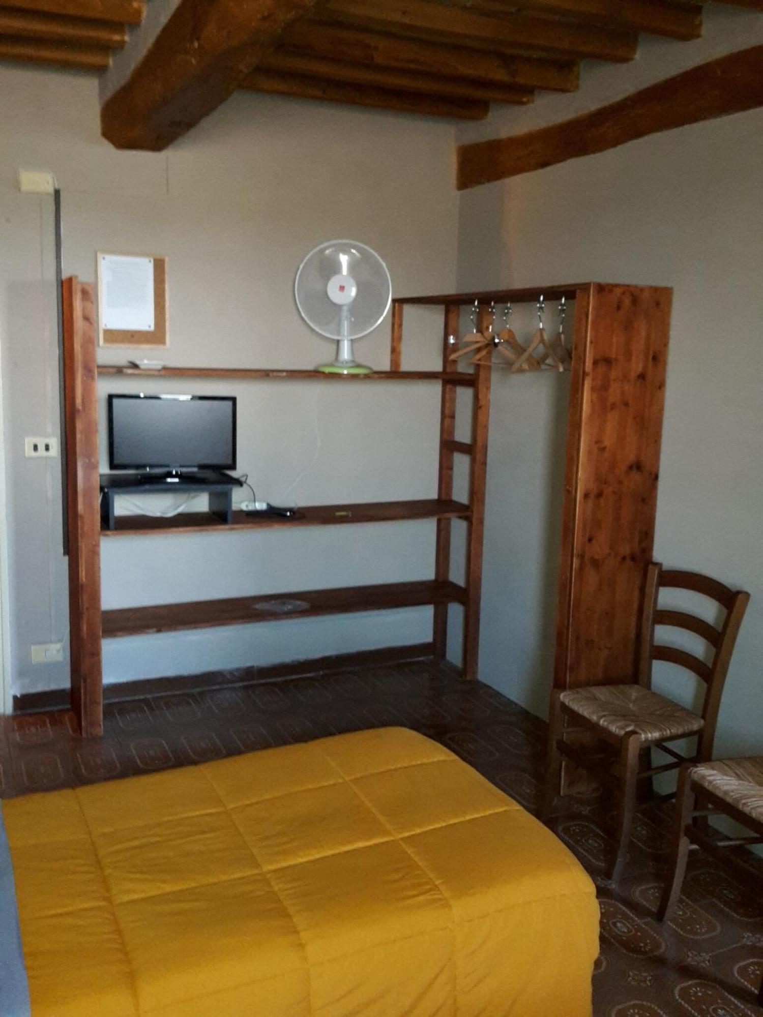 Villa Agriturismo Dosso Al Porto Rolo Zimmer foto